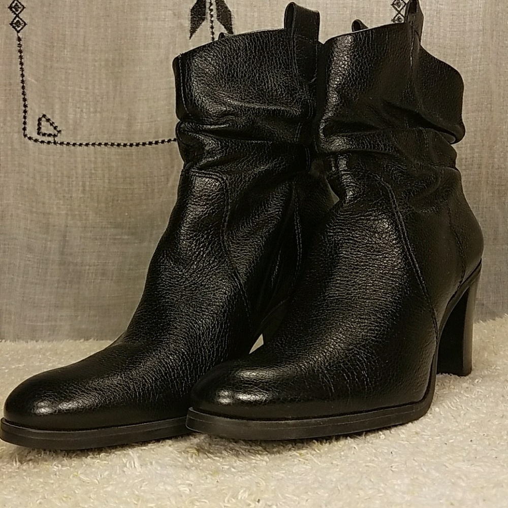 High heel booties